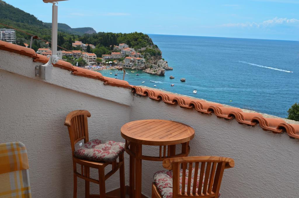Villa Sara Guesthouse Свети-Стефан Экстерьер фото