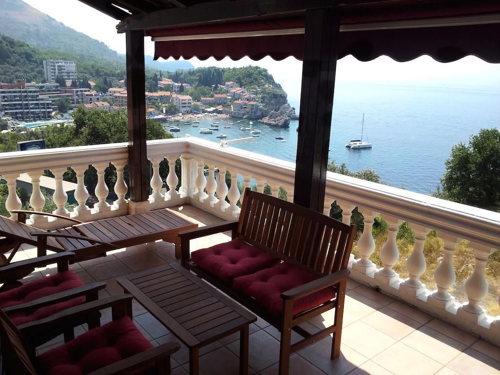 Villa Sara Guesthouse Свети-Стефан Экстерьер фото