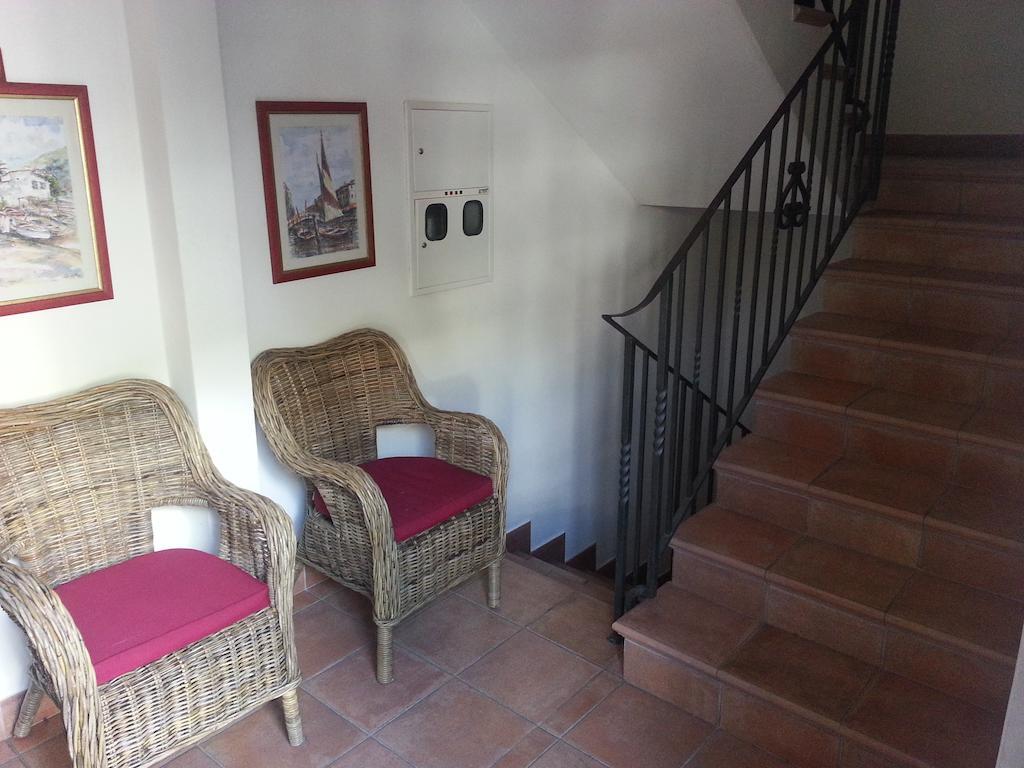 Villa Sara Guesthouse Свети-Стефан Экстерьер фото