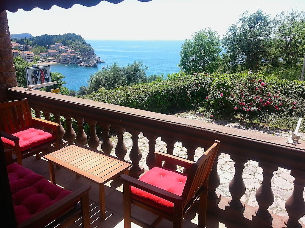 Villa Sara Guesthouse Свети-Стефан Номер фото