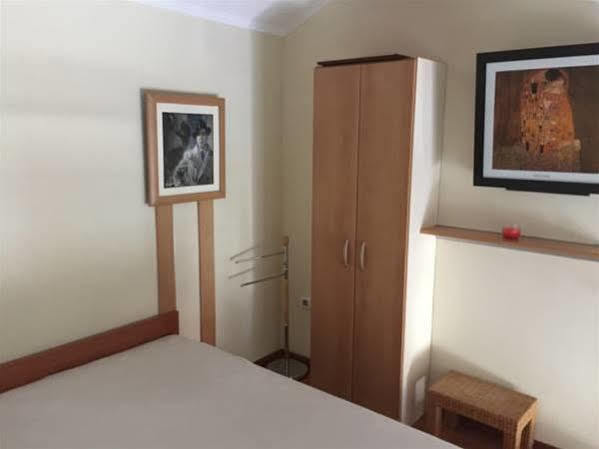 Villa Sara Guesthouse Свети-Стефан Экстерьер фото