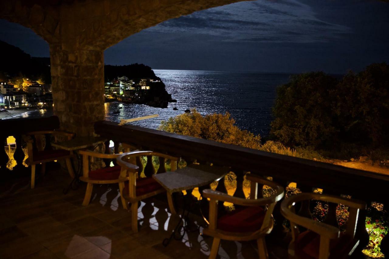 Villa Sara Guesthouse Свети-Стефан Экстерьер фото